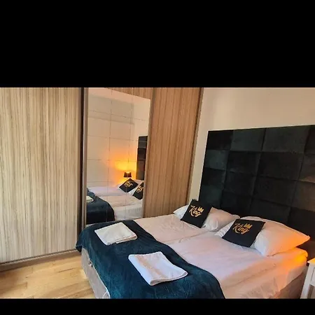 Apartment King Piastow & Szczecin