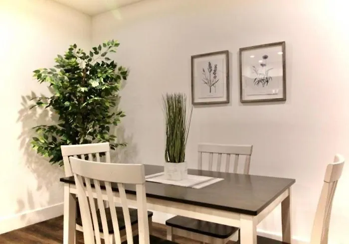 Pearl Deluxe In Old Town *